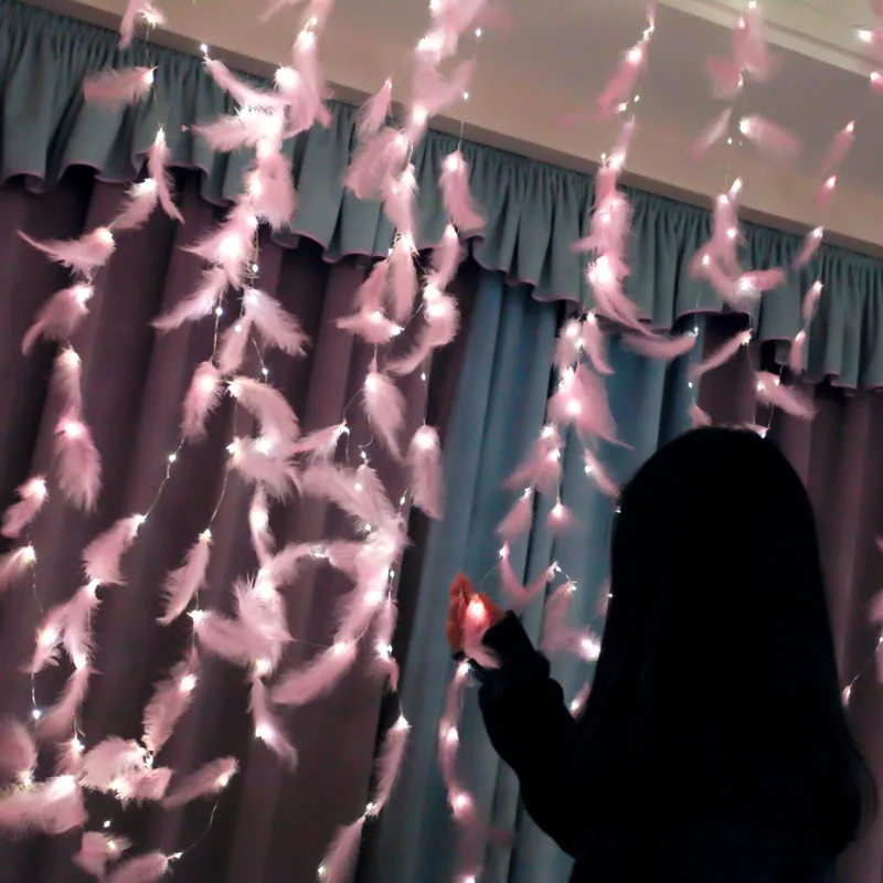 3*3m LED Feather String Lights USB Remote Control Christmas Decorations for Home Bedroom Window DIY Garland Curtain Fairy Lamp
3*3m LED Feather String Lights USB Remote Control Christmas Decorations for Home Bedroom Window DIY Garland Curtain Fairy Lamp