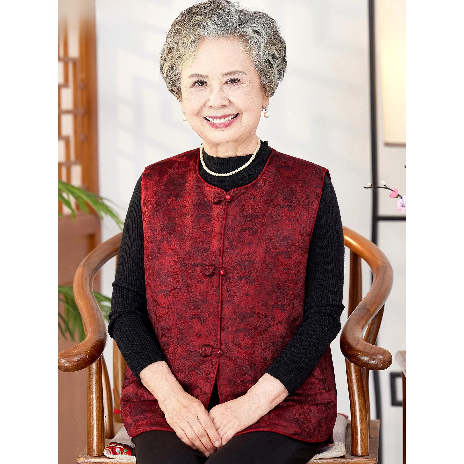 Женский жилет на осень, модная верхняя одежда свободного кроя с пуговицами, водонепроницаемый, из полиэстера, повседневная одежда для бабушек и мам
Женский жилет на осень, модная верхняя одежда свободного кроя с пуговицами, водонепроницаемый, из полиэстера, повседневная одежда для бабушек и мам