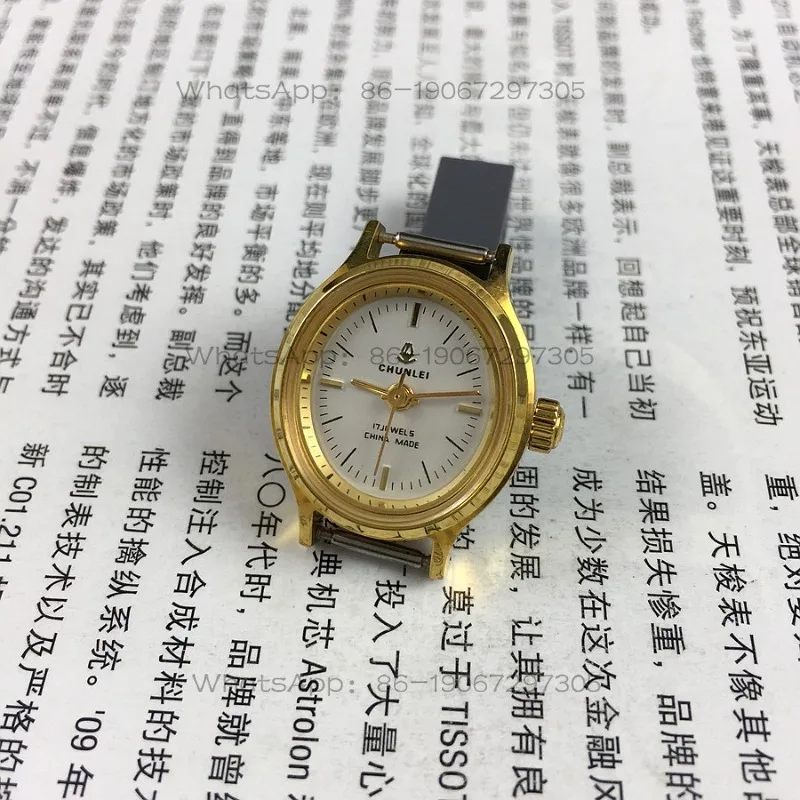 24-Hour Shipping Shanghai Chunlei Brand Oval Yellow Shell Strip White Surface Manual Mechanical Women's Watch, Diameter 22mm
24-Hour Shipping Shanghai Chunlei Brand Oval Yellow Shell Strip White Surface Manual Mechanical Women's Watch, Diameter 22mm
