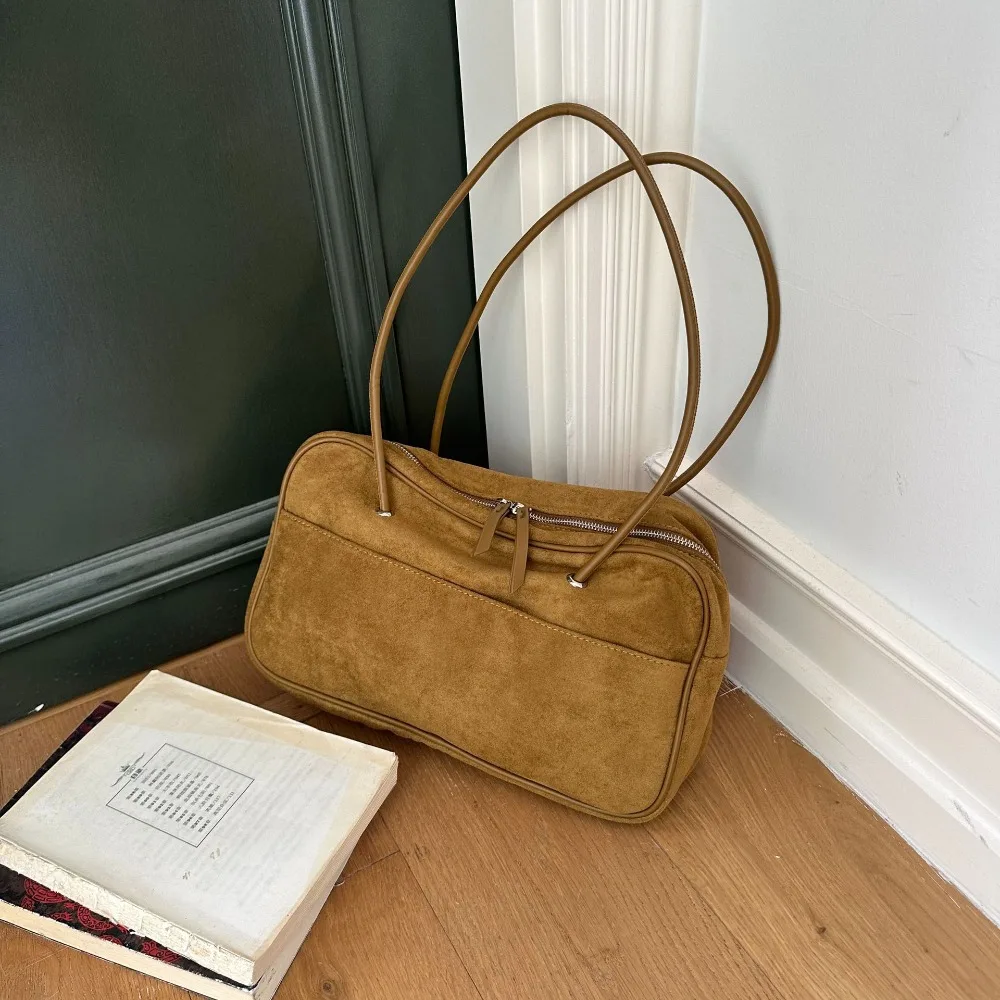 Korean Style Retro Elegant Shoulder Bag Large Capacity Versatile Pillow Handbag Pu Leather Casual Purse Shopping
Korean Style Retro Elegant Shoulder Bag Large Capacity Versatile Pillow Handbag Pu Leather Casual Purse Shopping