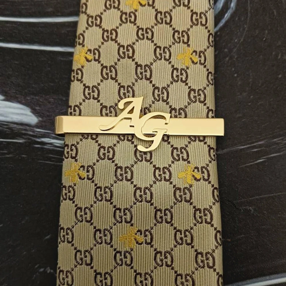 Custom Initials Tie Clip Wedding Jewelry Personalized Name Two Letter Tie Clip for Men Groomsmen Gifts Father of Bride Best Man
Custom Initials Tie Clip Wedding Jewelry Personalized Name Two Letter Tie Clip for Men Groomsmen Gifts Father of Bride Best Man