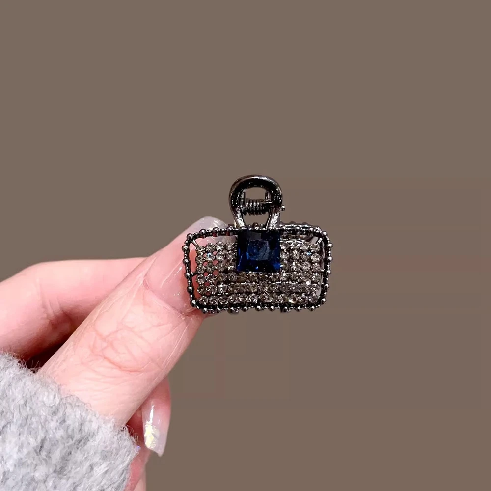 Mini Hair Claws Women Elegant Rhinestone Headwear Hairpins Barrettes Cute Hair Accessories
Mini Hair Claws Women Elegant Rhinestone Headwear Hairpins Barrettes Cute Hair Accessories