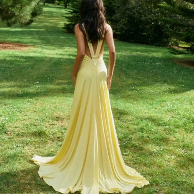 Elegant Lady Simple Evening Dresses Fashion Satin V-neck Sleeveless Slim Dress Temperament Luxury Solid Color Floor-length Dress
Elegant Lady Simple Evening Dresses Fashion Satin V-neck Sleeveless Slim Dress Temperament Luxury Solid Color Floor-length Dress