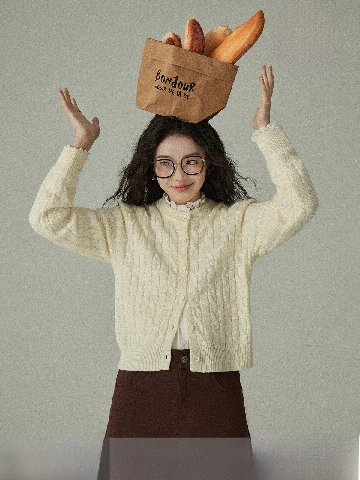 Loose Knitted Cardigan with Twist And Embroidery by Ya Ke Jia Spring Autumn Women's Fashion Outerwear Long Sleeve round Neck
Loose Knitted Cardigan with Twist And Embroidery by Ya Ke Jia Spring Autumn Women's Fashion Outerwear Long Sleeve round Neck