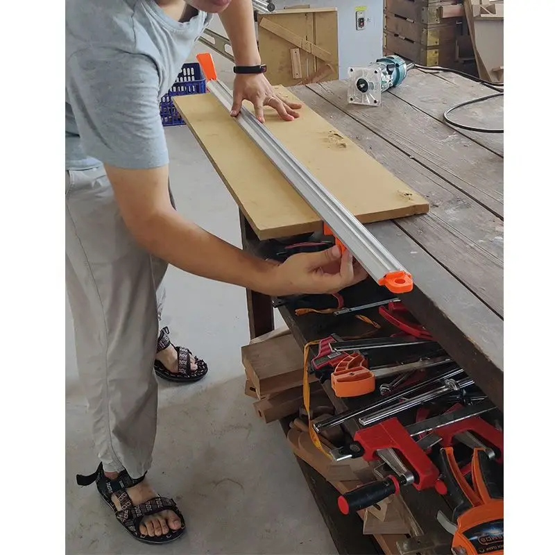 Guided multifunctional cutting machine, electric circular saw, hand-held woodworking flip-chip table
Guided multifunctional cutting machine, electric circular saw, hand-held woodworking flip-chip table