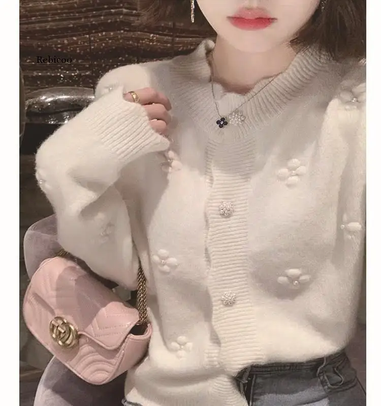 Women Flower Long sleeved Jacket 2021 Autumn Winter Color Contrast Korean Retro All match Loose Female Jacket
Women Flower Long sleeved Jacket 2021 Autumn Winter Color Contrast Korean Retro All match Loose Female Jacket