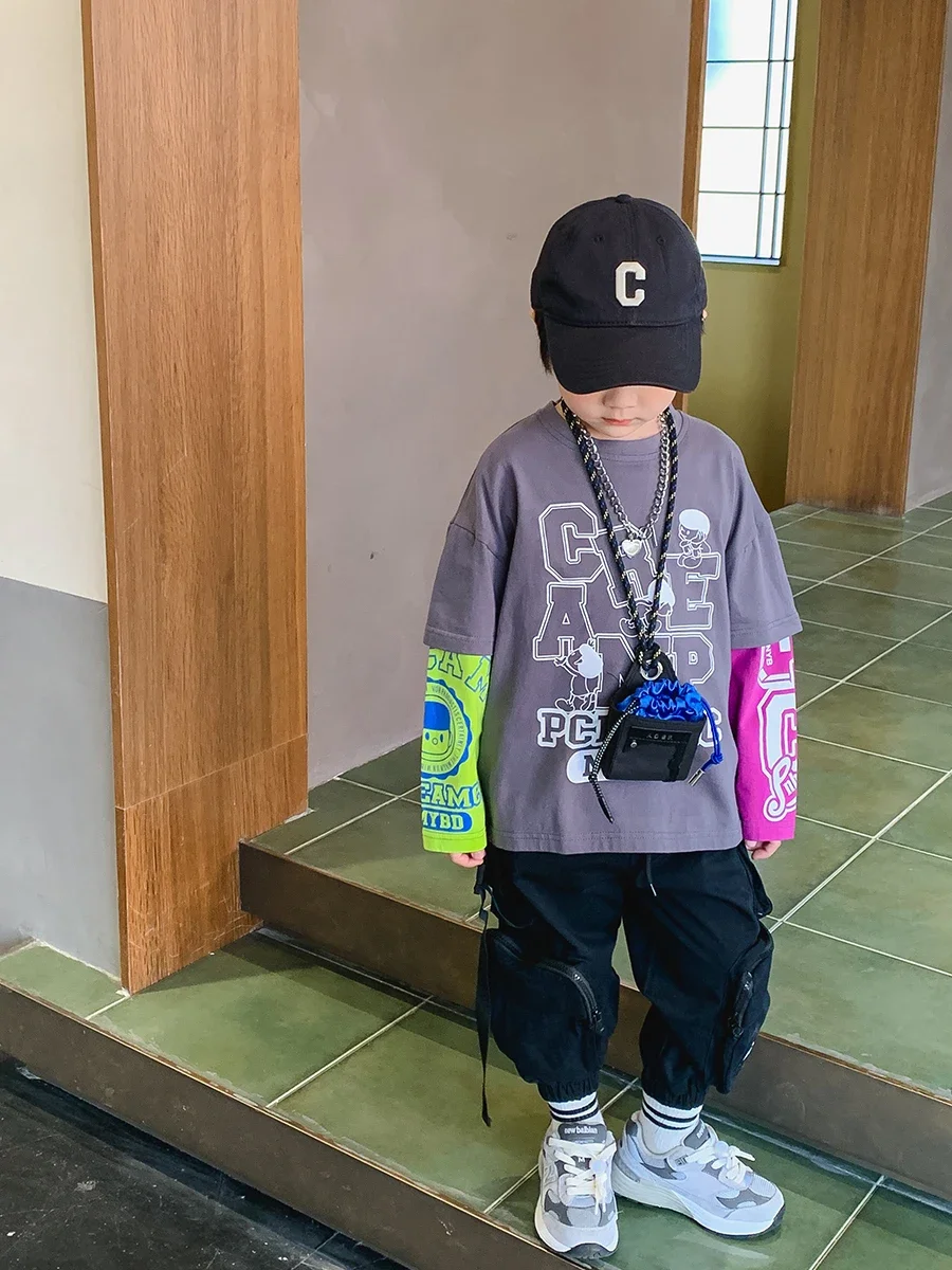 Boys' Fake Two-Piece Long-Sleeved T-shirt Spring New Children's Western Style Top Baby All-Match Bottoming Shirt Fashion
Boys' Fake Two-Piece Long-Sleeved T-shirt Spring New Children's Western Style Top Baby All-Match Bottoming Shirt Fashion