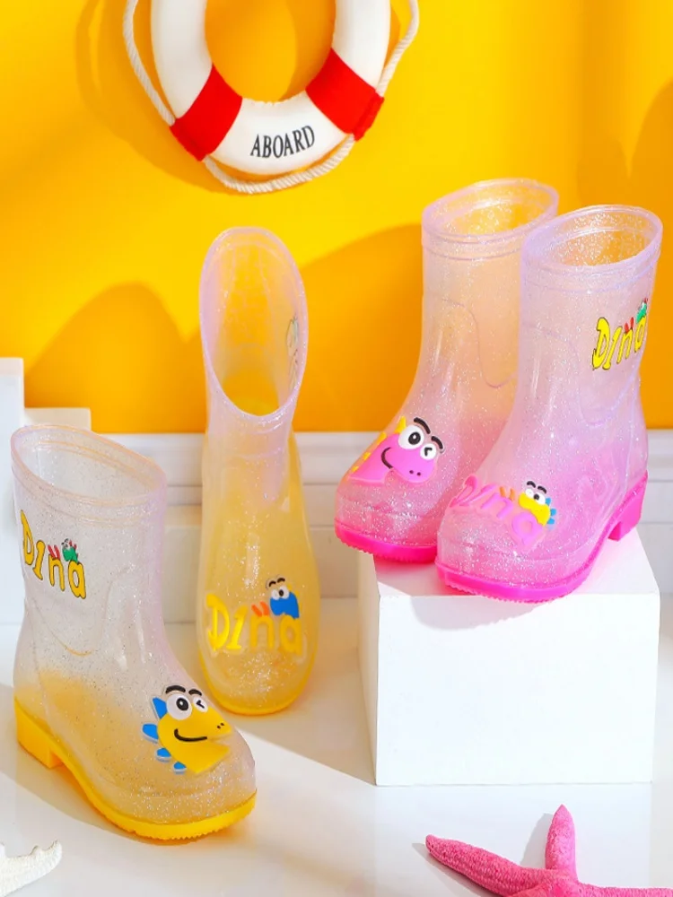 New Cute Cartoon Rain Boots for Children, Girls' Outdoor Waterproof, Boys' Four Seasons Soft Bottom
New Cute Cartoon Rain Boots for Children, Girls' Outdoor Waterproof, Boys' Four Seasons Soft Bottom