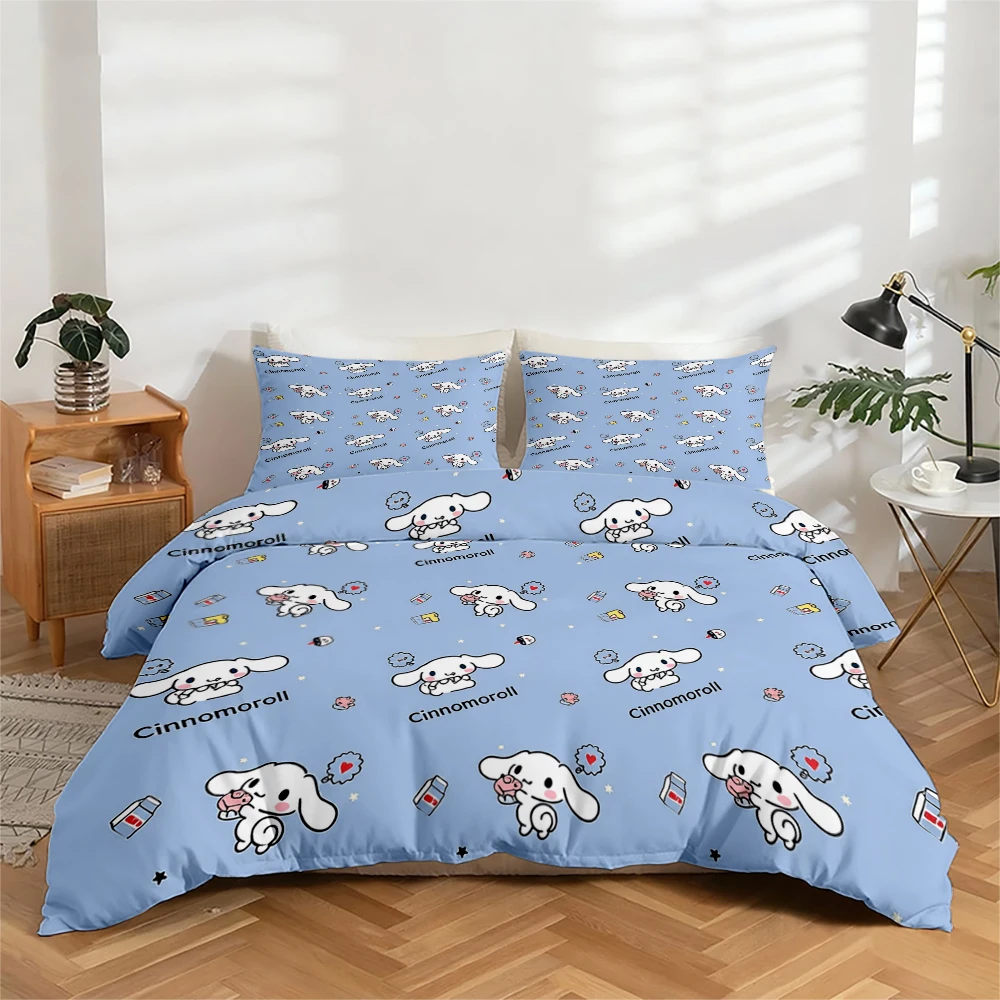 Комплект постельного белья из 3 предметов с цифровой печатью высокого разрешения, комплект пододеяльников с крупным цветочным узором и дизайном Cinnamoroll, включает 1 пододеяльник + 2 наволочки, подходит для спальни, гостевой комнаты, домашнего декора, п
Комплект постельного белья из 3 предметов с цифровой печатью высокого разрешения, комплект пододеяльников с крупным цветочным узором и дизайном Cinnamoroll, включает 1 пододеяльник + 2 наволочки, подходит для спальни, гостевой комнаты, домашнего декора, п