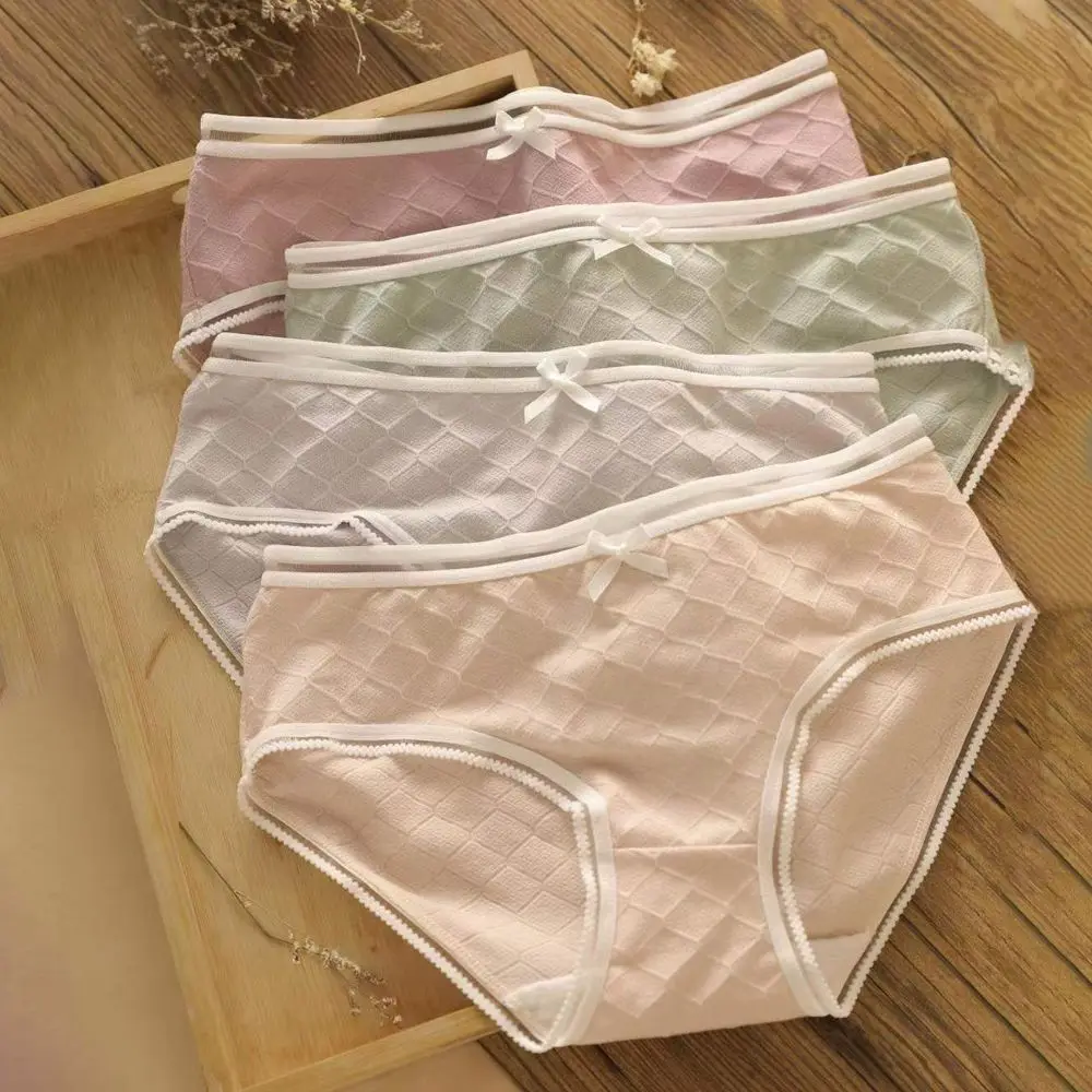Japanese Fashion Solid Color Panties Ladies Simple Diamond Check Bow Mid-waist Underwear Breathable Cotton Crotch Briefs
Japanese Fashion Solid Color Panties Ladies Simple Diamond Check Bow Mid-waist Underwear Breathable Cotton Crotch Briefs