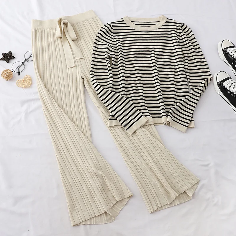 Women Loose Knit Sweater Suit Solid Color O Neck Pullover Wide Leg Pants Autumn Winter 2 Pieces Set Striped Pring T737
Women Loose Knit Sweater Suit Solid Color O Neck Pullover Wide Leg Pants Autumn Winter 2 Pieces Set Striped Pring T737