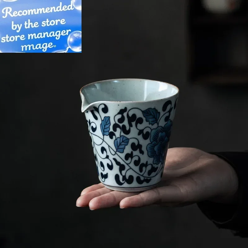 Цзиндэчжэньский сине-белый фарфор с кувшином, большой керамический кувшин ручной работы в стиле ретро, чашка для чая, чайник, аксессуары для чая 
Цзиндэчжэньский сине-белый фарфор с кувшином, большой керамический кувшин ручной работы в стиле ретро, чашка для чая, чайник, аксессуары для чая