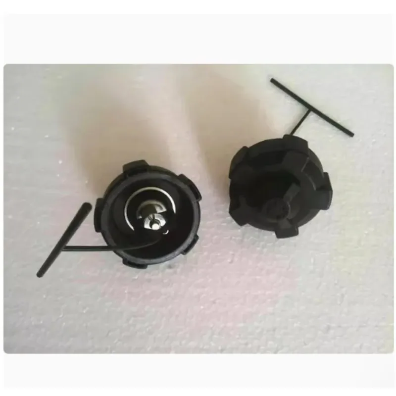 1pc Fuel Tank Cap FitFor HANGKAI 2 Stroke 6HP Outboard Motor
1pc Fuel Tank Cap FitFor HANGKAI 2 Stroke 6HP Outboard Motor