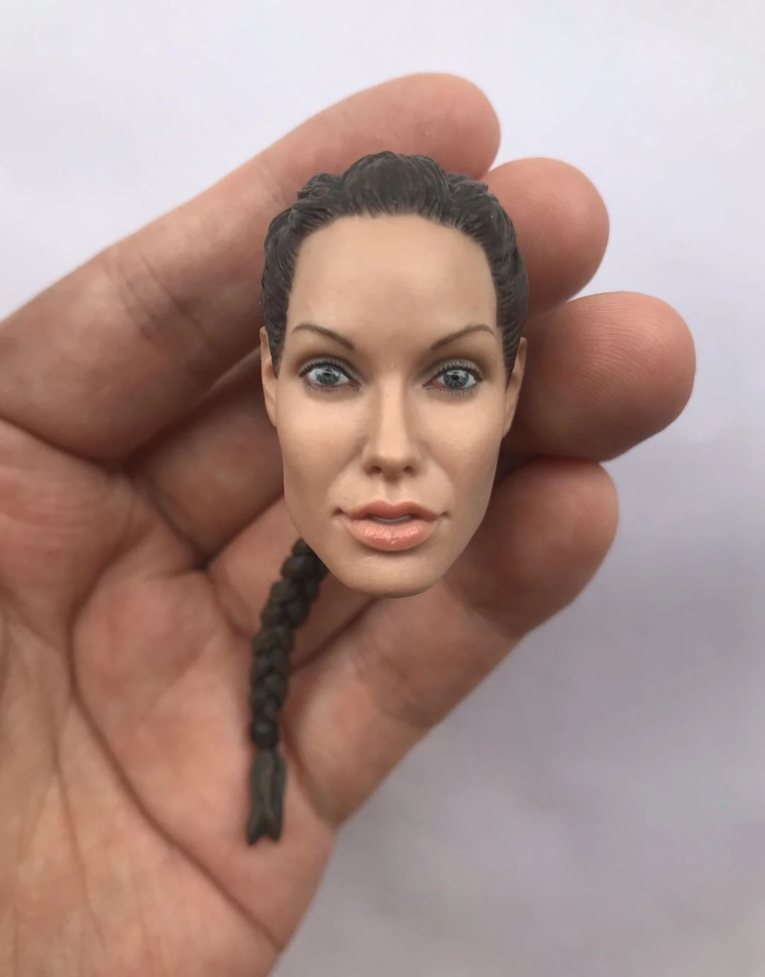 Женская фигурка оплетка ПВХ Angelina, модель с головой, масштаб 1/6, подходит для 12-дюймовых популярных игрушек, экшн-фигурка TBLeague
Женская фигурка оплетка ПВХ Angelina, модель с головой, масштаб 1/6, подходит для 12-дюймовых популярных игрушек, экшн-фигурка TBLeague