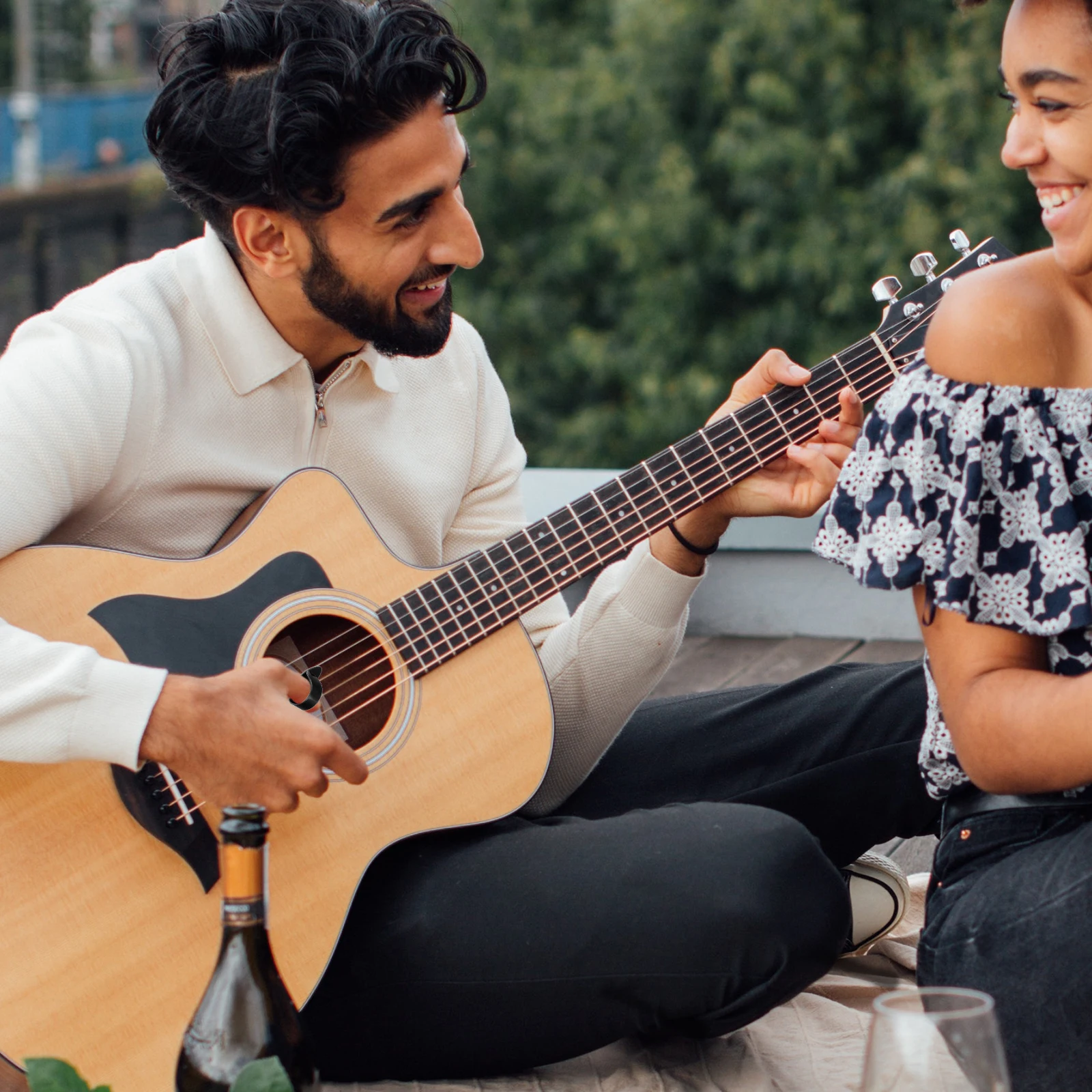 Guitar Picks Set Durable Zinc Alloy ABS Material Black Color Long Lasting Portable Finger Accessories for Bass Banjo 
Guitar Picks Set Durable Zinc Alloy ABS Material Black Color Long Lasting Portable Finger Accessories for Bass Banjo