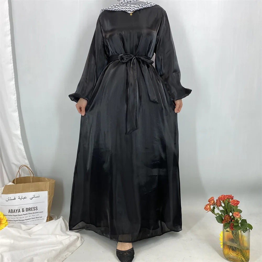 Shiny Silk Abaya Ramadan Eid Muslim Women Maxi Dress Luxury Dubai Kaftan Turkey Kebaya Caftan Marocain Femme Robe Islam Jalabiya
Shiny Silk Abaya Ramadan Eid Muslim Women Maxi Dress Luxury Dubai Kaftan Turkey Kebaya Caftan Marocain Femme Robe Islam Jalabiya