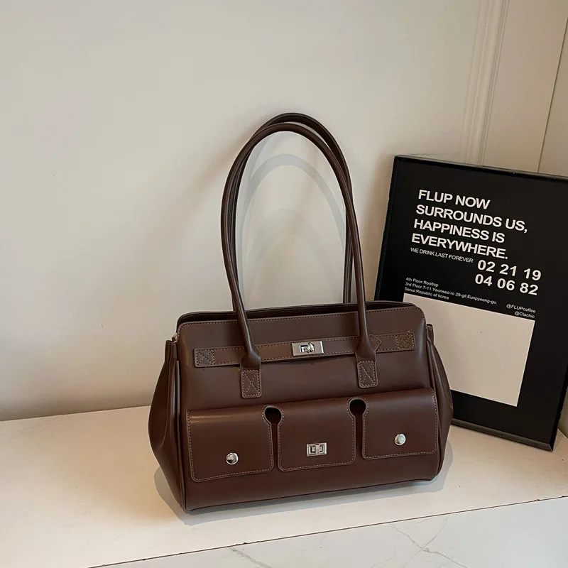 Минималистичная кожаная большая сумка 2024, нишевая сумка через плечо для женщин, однотонная сумка через плечо, текстурированная сумка «день-ночь», роскошная сумка
Минималистичная кожаная большая сумка 2024, нишевая сумка через плечо для женщин, однотонная сумка через плечо, текстурированная сумка «день-ночь», роскошная сумка