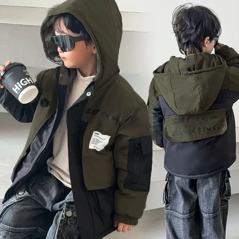 Boys' Thick Cotton Jacket Autumn/Winter New Children's Clothing Cotton Coat Children's Pie Overcomes Winter Thick Coat
Boys' Thick Cotton Jacket Autumn/Winter New Children's Clothing Cotton Coat Children's Pie Overcomes Winter Thick Coat