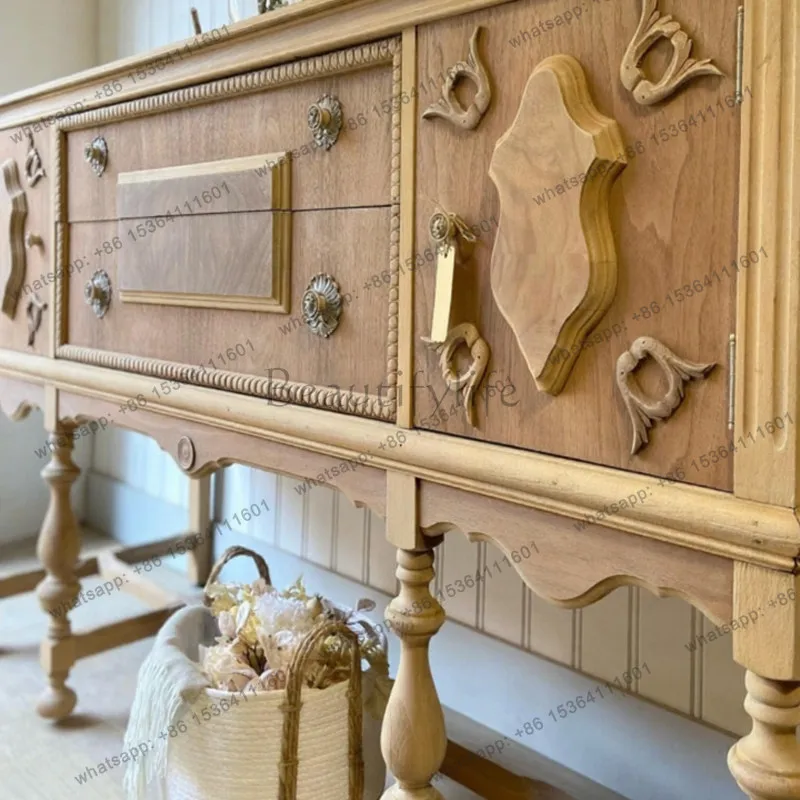 French retro carved solid wood porch cabinet, antique villa entry partition log dining side cabinet
French retro carved solid wood porch cabinet, antique villa entry partition log dining side cabinet