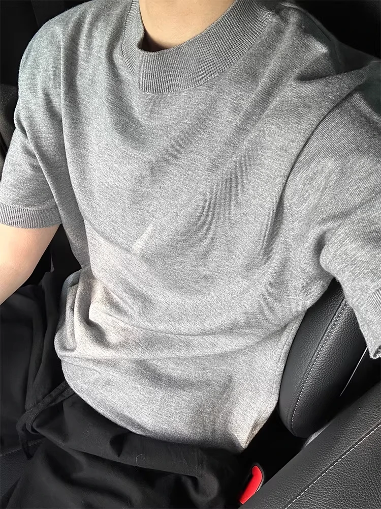 Gray Knitted Short Sleeve T-Shirt Shoulder Half Sleeve Ice Cool Feeling Small Collar Men's Fashion Summer High Sensation Casu...
Gray Knitted Short Sleeve T-Shirt Shoulder Half Sleeve Ice Cool Feeling Small Collar Men's Fashion Summer High Sensation Casu...