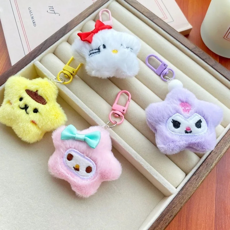Sanrio плюшевая подвеска со звездой, мультяшный Hello Kitty Kuromi Melody, мягкая кукла, брелок для ключей от автомобиля, кольцо для ключей, рюкзак, сумка, декор, подарок
Sanrio плюшевая подвеска со звездой, мультяшный Hello Kitty Kuromi Melody, мягкая кукла, брелок для ключей от автомобиля, кольцо для ключей, рюкзак, сумка, декор, подарок