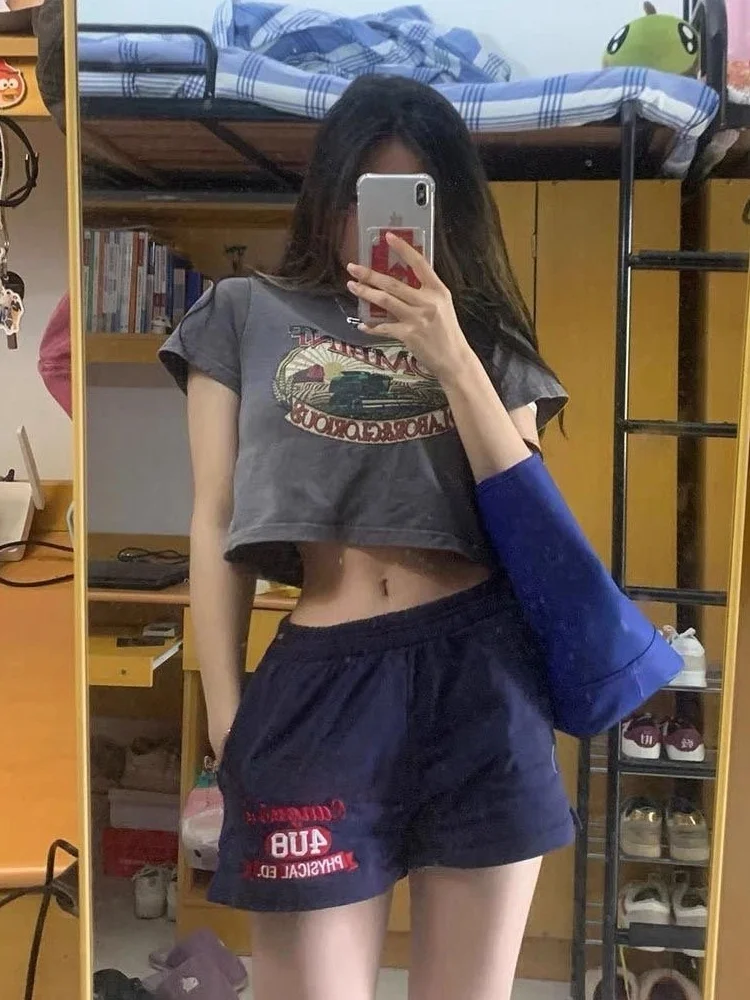 Summer American Sweet Cool Short Sleeve Sporty Hot Pants Three-quarter Length Women's Outerwear High Street Slimming Set
Summer American Sweet Cool Short Sleeve Sporty Hot Pants Three-quarter Length Women's Outerwear High Street Slimming Set