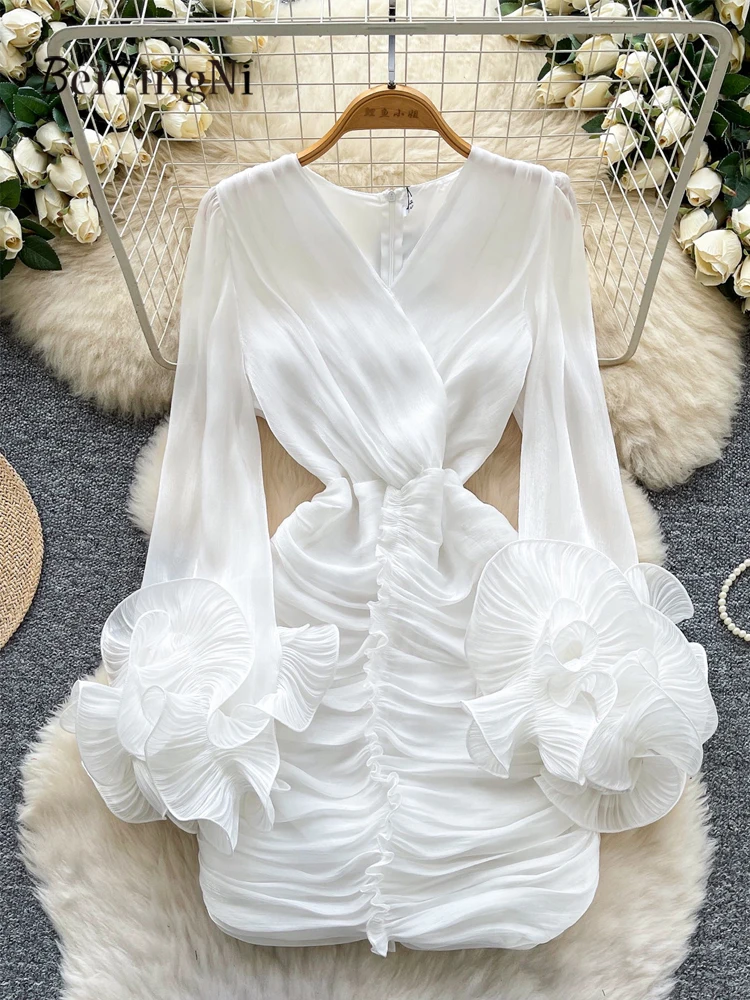 Платье-мини Beiyingni 2026 в корейском стиле с V-образным вырезом, 3D цветами, рюшами и длинными рукавами, для вечеринок, сексуальное, однотонное, роскошное, приталенное, для женщин
Платье-мини Beiyingni 2026 в корейском стиле с V-образным вырезом, 3D цветами, рюшами и длинными рукавами, для вечеринок, сексуальное, однотонное, роскошное, приталенное, для женщин
