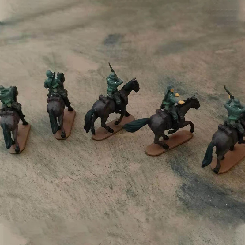 1:72 Scale Resin Material German Cavalry Soldiers Suitable For Tank Sand Table Scenes Collectible Decorative Gifts Display
1:72 Scale Resin Material German Cavalry Soldiers Suitable For Tank Sand Table Scenes Collectible Decorative Gifts Display