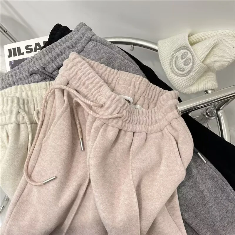 Spring Autumn New Lazy Straight Leg Pants Women Loose Elastic Casual Slimming Rice Noodle Narrow Version Sport Wide Leg Sweat...
Spring Autumn New Lazy Straight Leg Pants Women Loose Elastic Casual Slimming Rice Noodle Narrow Version Sport Wide Leg Sweat...