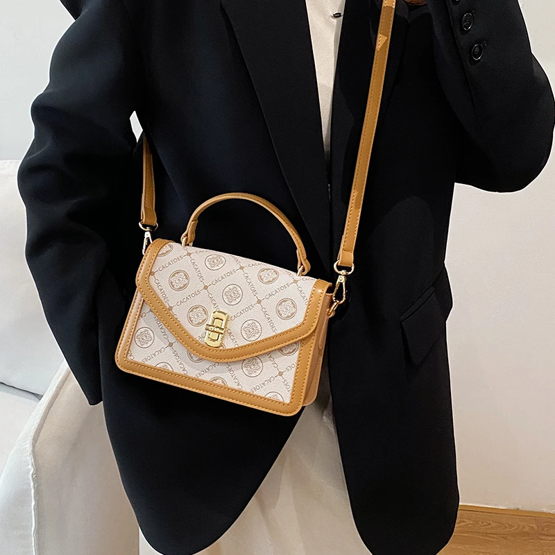 Fashion Women's Leather Classic Shoulder Bag Elegant Luxury Crossbody Designer Tote Handbag For Work And Daily
Fashion Women's Leather Classic Shoulder Bag Elegant Luxury Crossbody Designer Tote Handbag For Work And Daily