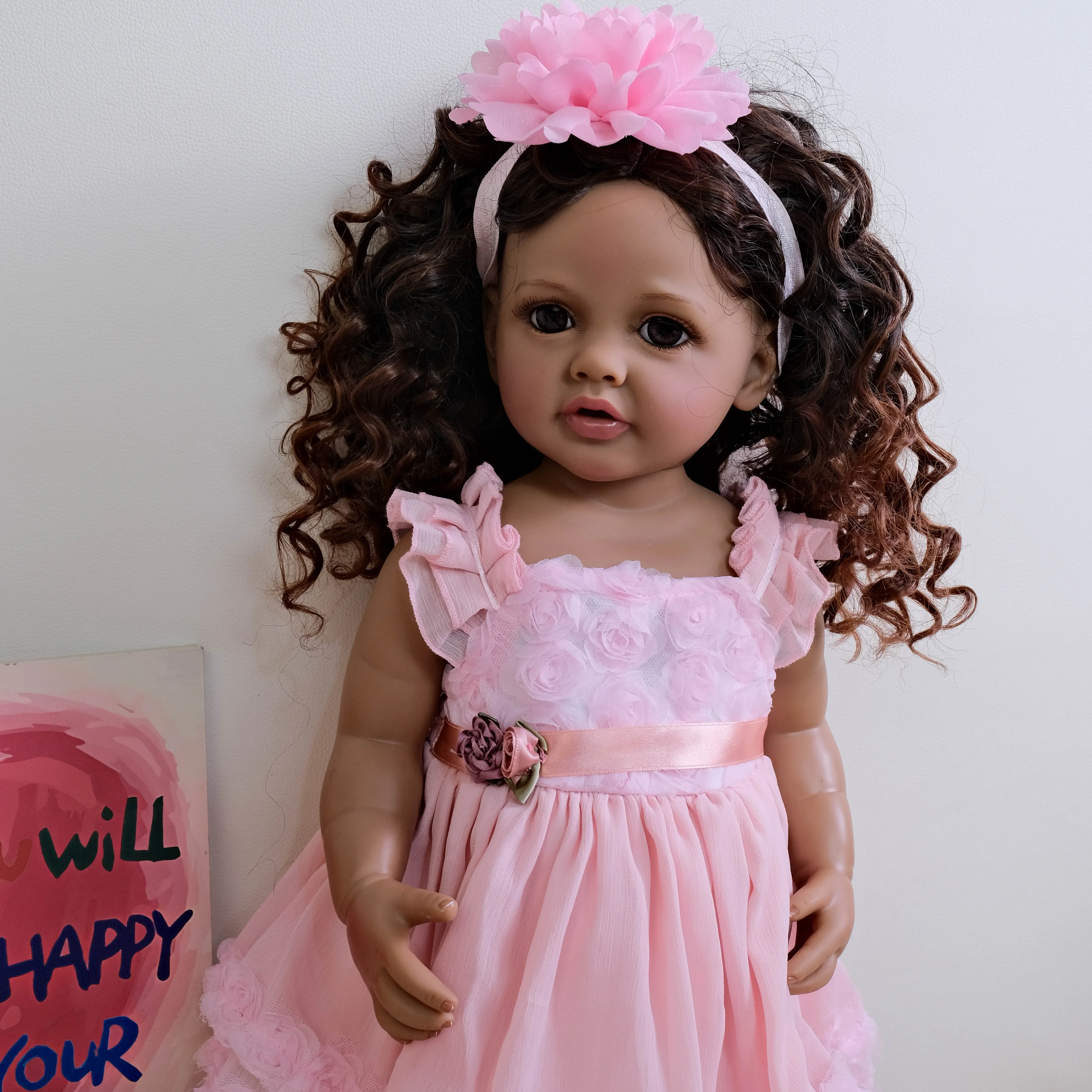 22inch Betty Dark Skin Soft Full Vinyl Body Lifelike Reborn Doll Pretty Princess Multiple Layers Painting Children's Gift
22inch Betty Dark Skin Soft Full Vinyl Body Lifelike Reborn Doll Pretty Princess Multiple Layers Painting Children's Gift