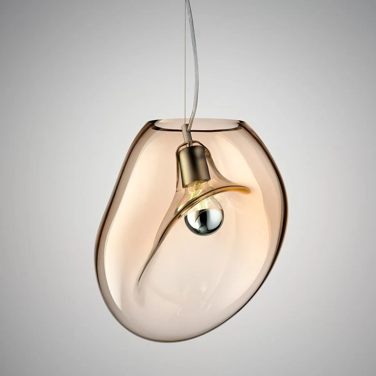Nordic Modern Pendant Lights Creative Glass Ball Hanging Lamp for Dining Room Bedroom Bar Decor Loft Luminaire Light Fixtures
Nordic Modern Pendant Lights Creative Glass Ball Hanging Lamp for Dining Room Bedroom Bar Decor Loft Luminaire Light Fixtures