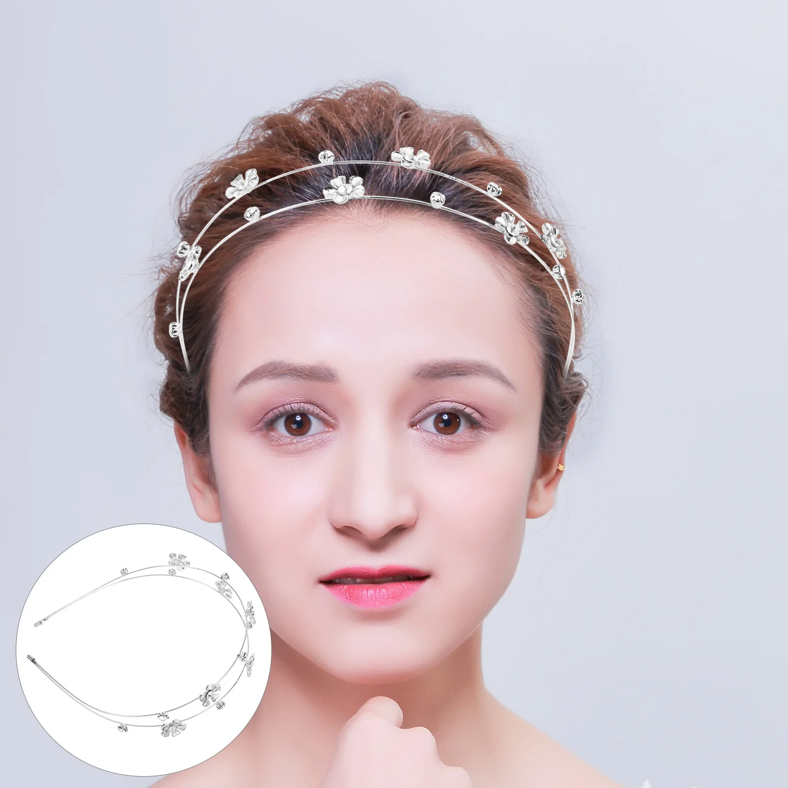 Silver Rhinestone Hair Band Double Layer Alloy Bridal Wedding Headband Sparkling Hair Accessories for Women Brides 
Silver Rhinestone Hair Band Double Layer Alloy Bridal Wedding Headband Sparkling Hair Accessories for Women Brides