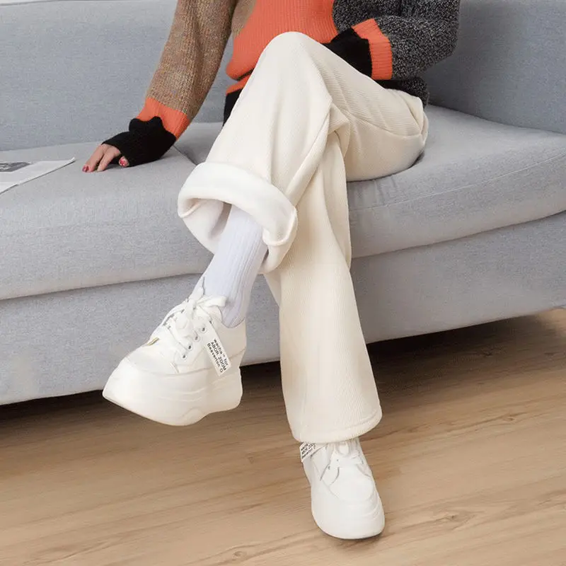 Winter Plus Velvet Thicken Women Straight Pants Korean Fashion All-match Solid High Waist Loose Casual Wide Leg Trousers 2022
Winter Plus Velvet Thicken Women Straight Pants Korean Fashion All-match Solid High Waist Loose Casual Wide Leg Trousers 2022