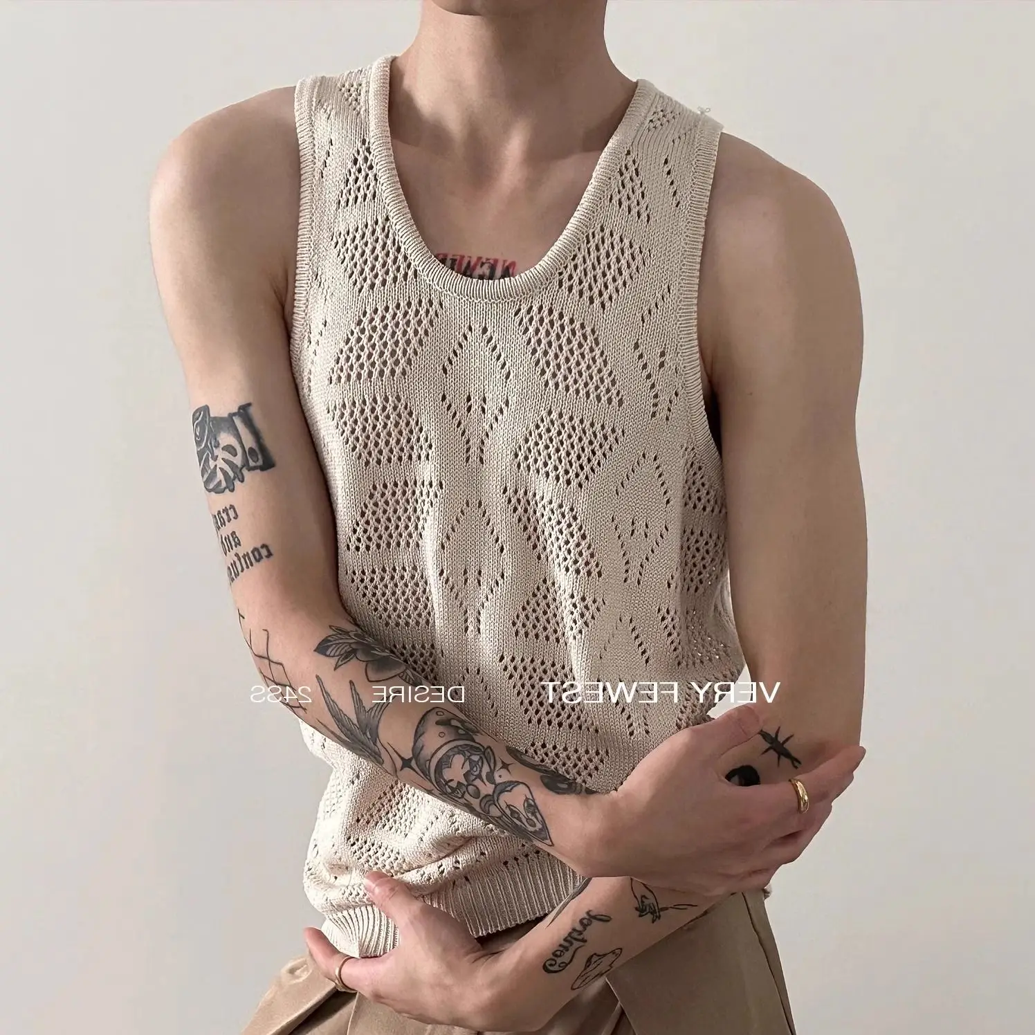 Foufurieux Summer Hollow Knitted Tank Top Men Clothing Beach Vacation Retro Layered Loose Casual Sleeveless T-shirt Men Tops
Foufurieux Summer Hollow Knitted Tank Top Men Clothing Beach Vacation Retro Layered Loose Casual Sleeveless T-shirt Men Tops