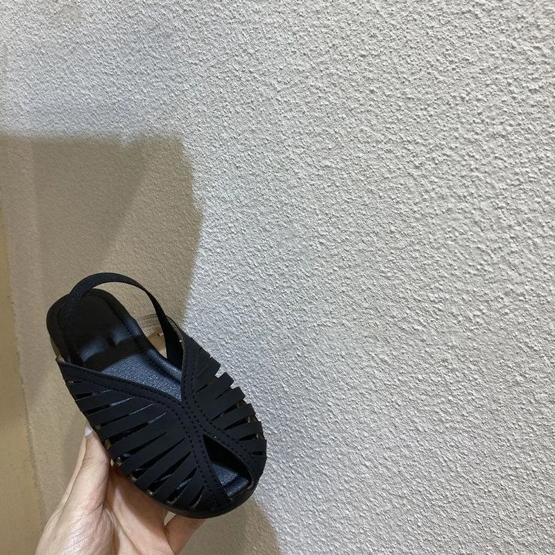 Mumoresip Kids Beach Shoes Korean Style Versatile Girls Sandals Soild Color Soft Bottom 2026 Summer New Children Casual Shoes
Mumoresip Kids Beach Shoes Korean Style Versatile Girls Sandals Soild Color Soft Bottom 2026 Summer New Children Casual Shoes