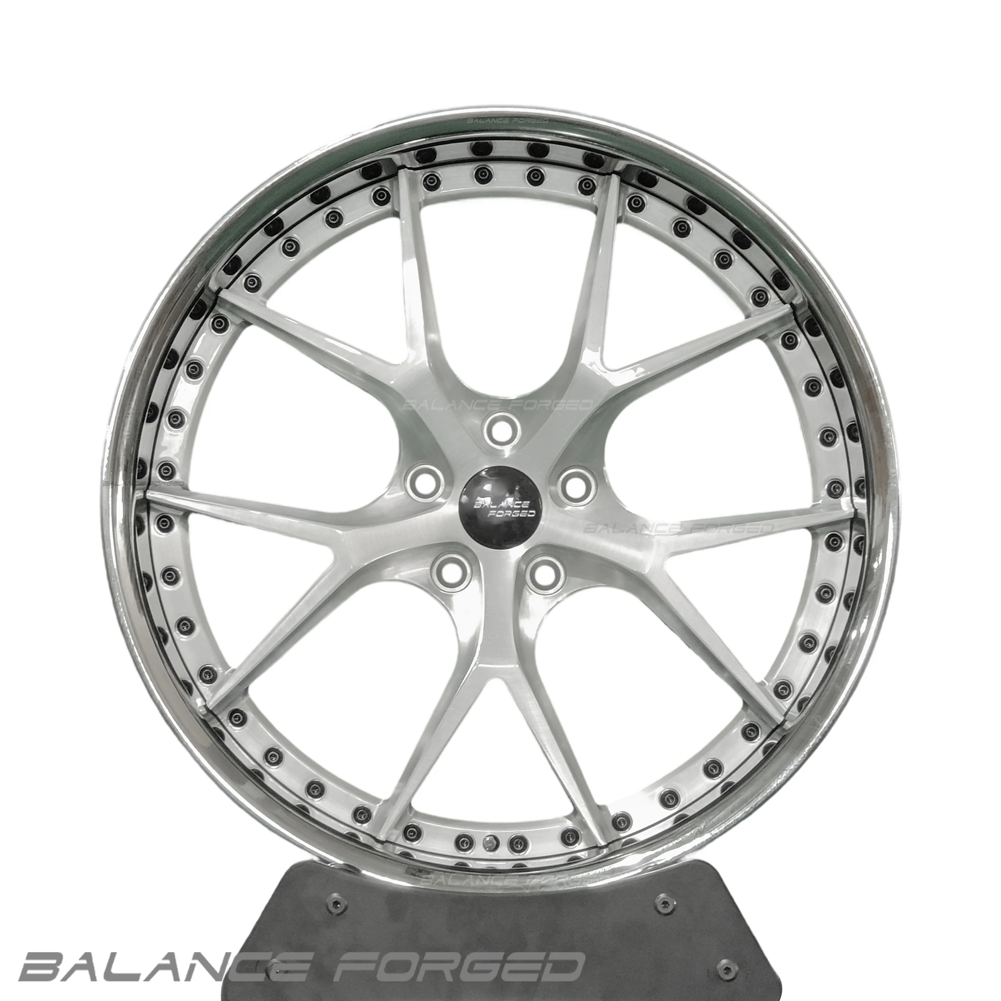 ForClassic Series S101SC Forged Two-piece Brushed Silver with Chrome Lips 19 20 21 22 Inches 5x112 5x120 Deep Dish Luxurious
ForClassic Series S101SC Forged Two-piece Brushed Silver with Chrome Lips 19 20 21 22 Inches 5x112 5x120 Deep Dish Luxurious