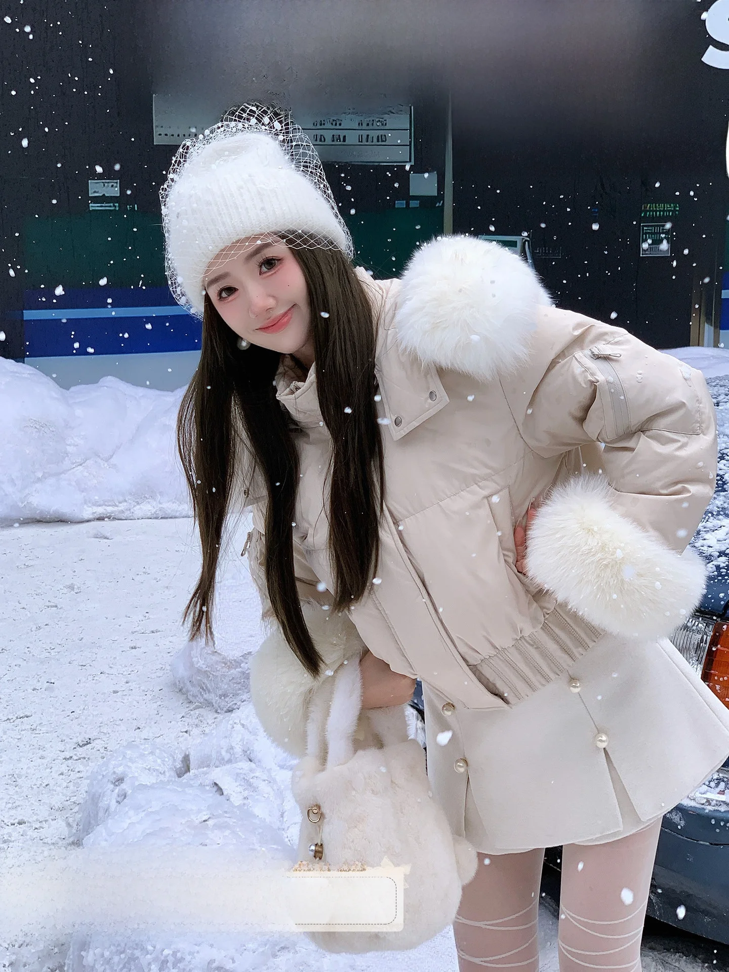 Korean Sle Bear Puff Jaet Fur Collar Bread ape down Coat Women's Cute Loose Fit High Waist Warm Winter Coat
Korean Sle Bear Puff Jaet Fur Collar Bread ape down Coat Women's Cute Loose Fit High Waist Warm Winter Coat
