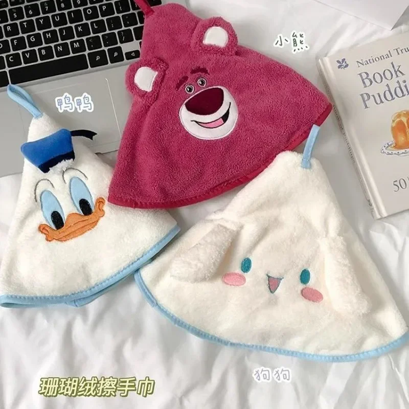 New Sanrio Cinnamon Roll Anime Cartoon Hanging Hand Towel Strawberry Bear Cute Kitchen Bathroom Coral Velvet Towel Party Gift
New Sanrio Cinnamon Roll Anime Cartoon Hanging Hand Towel Strawberry Bear Cute Kitchen Bathroom Coral Velvet Towel Party Gift