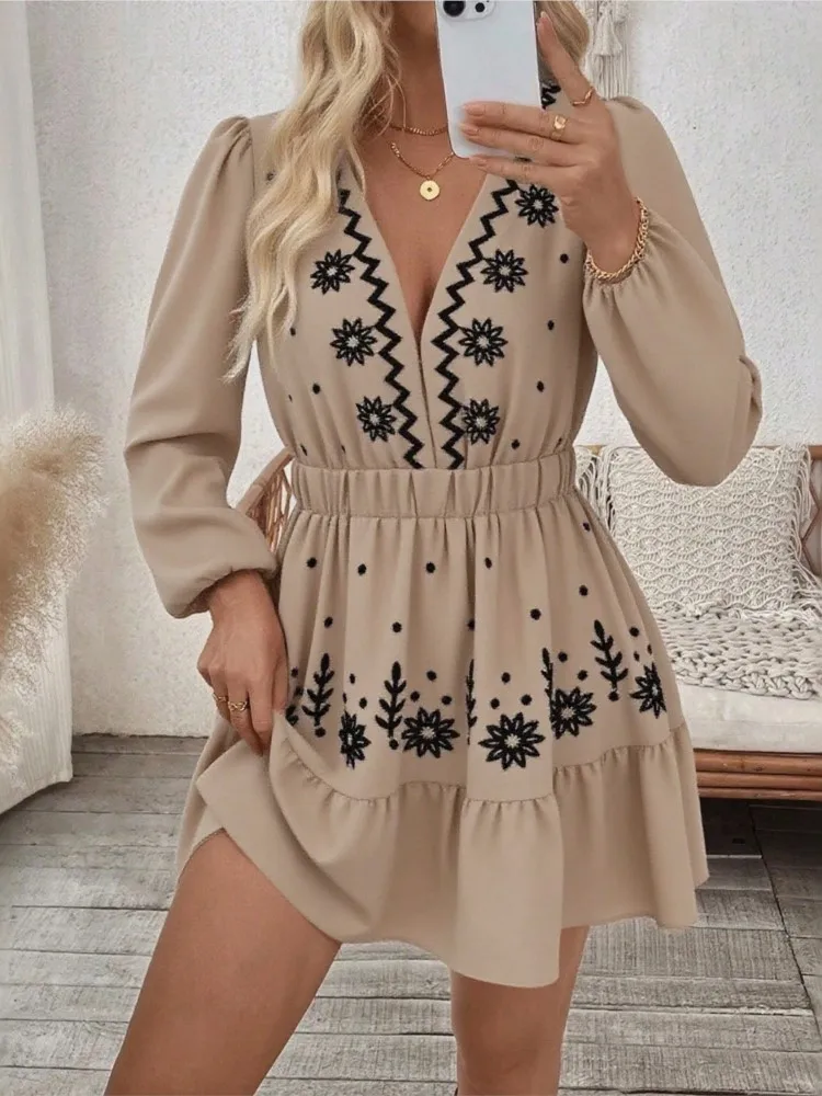 Bohemian Holiday Dress Women's Elegant Party Dress Long Sleeve Short Dresses Fashion Casual New Y2k Floral Mini Dresses Vestidos
Bohemian Holiday Dress Women's Elegant Party Dress Long Sleeve Short Dresses Fashion Casual New Y2k Floral Mini Dresses Vestidos