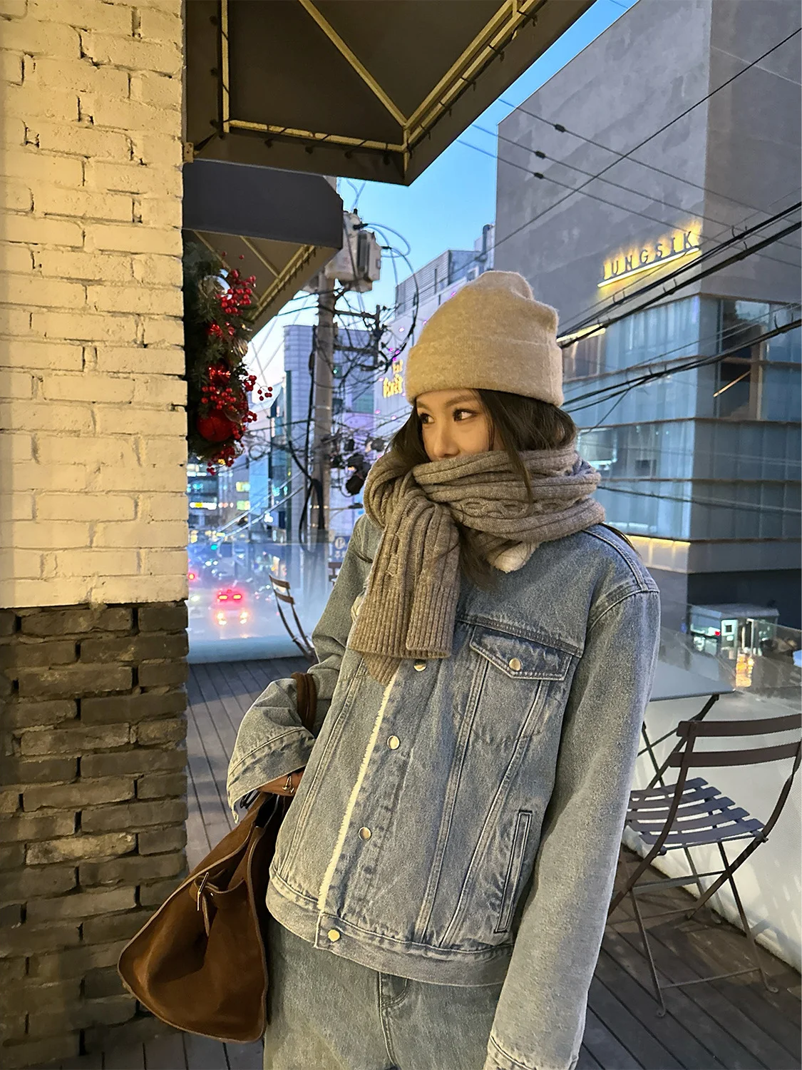 D YANGJUN Winter Thick Denim Jacket Lined Faux Sheepskin Short Coat Casual Loose Fit Long Sleeve Button up Cotton Blend
D YANGJUN Winter Thick Denim Jacket Lined Faux Sheepskin Short Coat Casual Loose Fit Long Sleeve Button up Cotton Blend