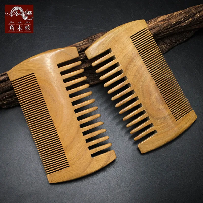Green Sandalwood , Solid Wood Yin-Yang Comb, Creative Design
Green Sandalwood , Solid Wood Yin-Yang Comb, Creative Design