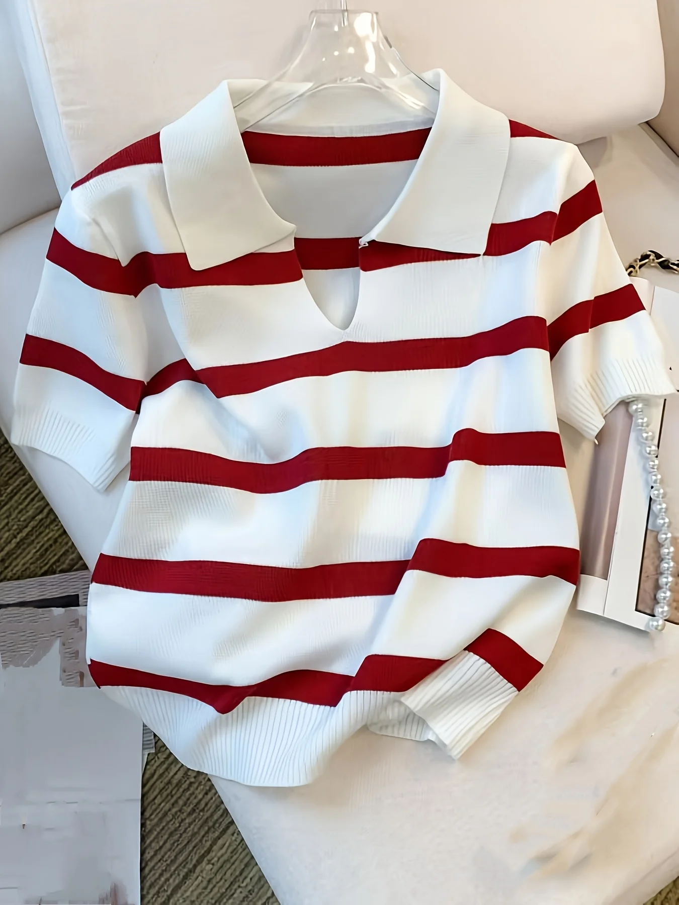 Women's Fashion Stripe Pattern Stand Collar Short Sleeve Knitted Top Versatile Spring Summer Short Style Ladies' Knitwear
Women's Fashion Stripe Pattern Stand Collar Short Sleeve Knitted Top Versatile Spring Summer Short Style Ladies' Knitwear