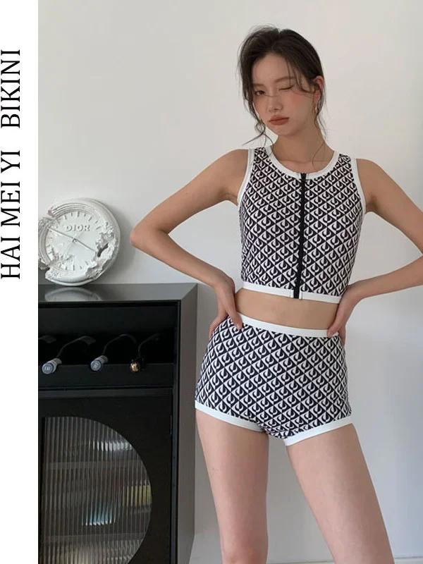 Hamiyi New Women's Bikini Swimsuit Conservative Belly Covering Slimming Hot Spring Vacation Swimming Wear Ins Style
Hamiyi New Women's Bikini Swimsuit Conservative Belly Covering Slimming Hot Spring Vacation Swimming Wear Ins Style