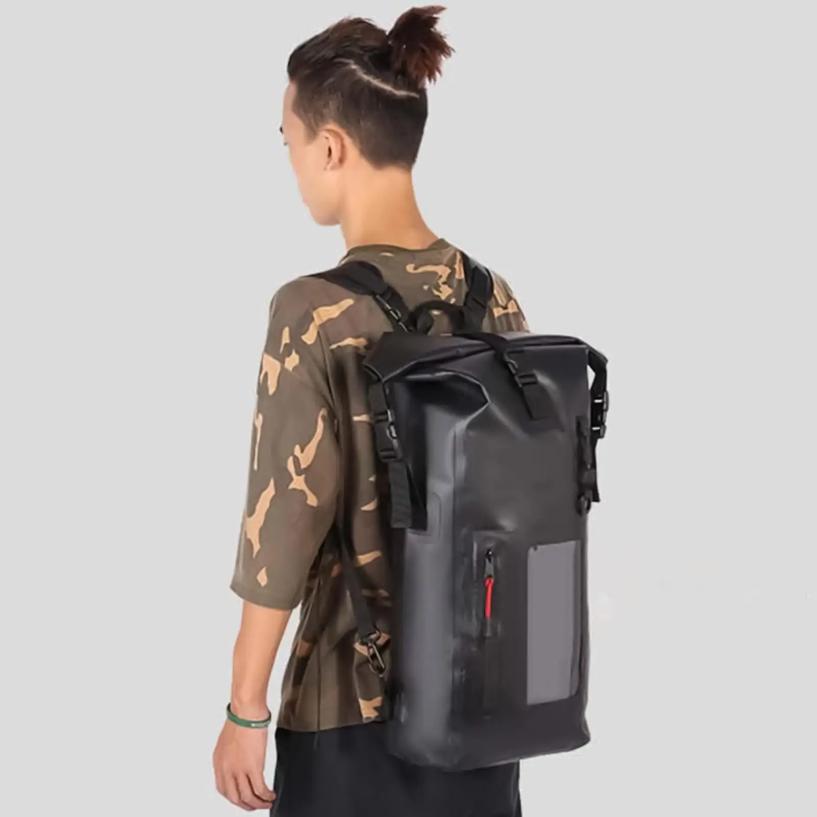 Waterproof Travel Backpack Dry Bag 30L Large Capacity for Boating, Kayaking, Camping, Keeps Gear Dry on Multi-Day Adventures
Waterproof Travel Backpack Dry Bag 30L Large Capacity for Boating, Kayaking, Camping, Keeps Gear Dry on Multi-Day Adventures