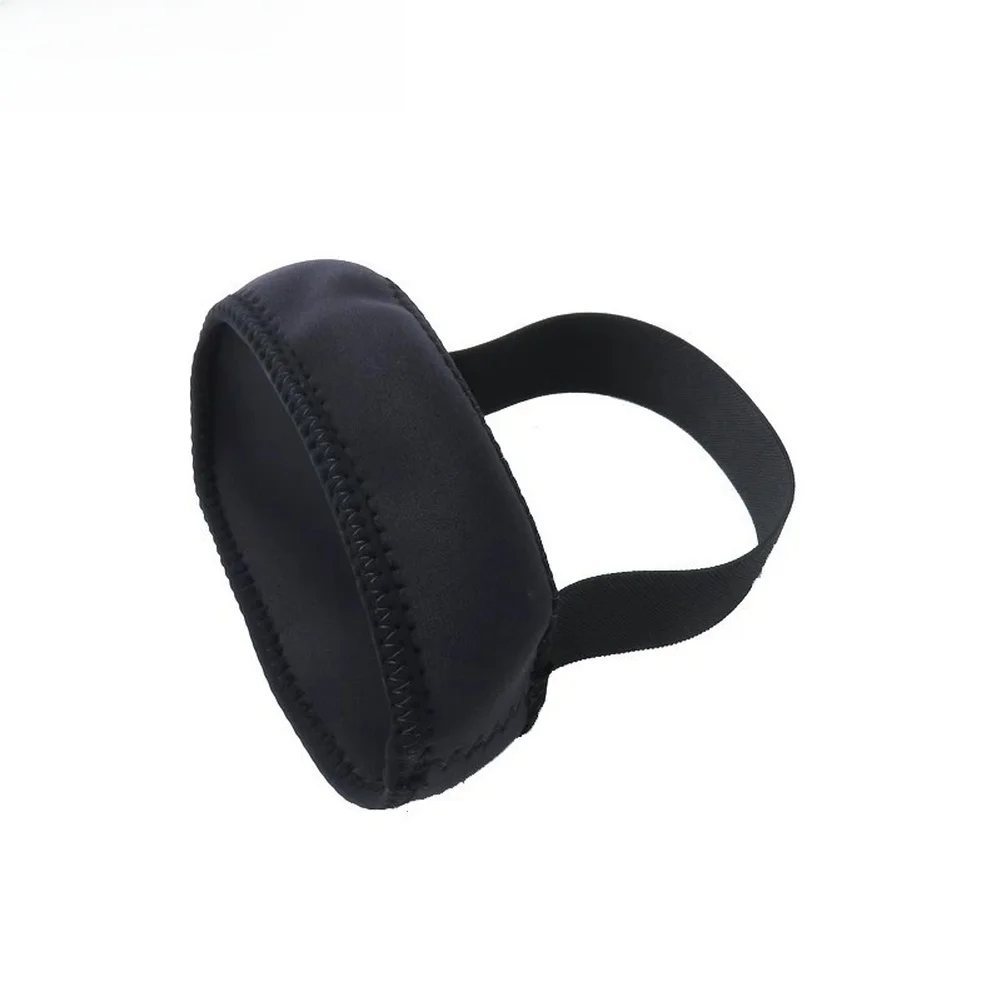 Black Blindfold Dive Mask for Mask Removal Drills 3mm SCR Elastic Edge 17x9.5x6 cm Lightweight Diving Practice
Black Blindfold Dive Mask for Mask Removal Drills 3mm SCR Elastic Edge 17x9.5x6 cm Lightweight Diving Practice