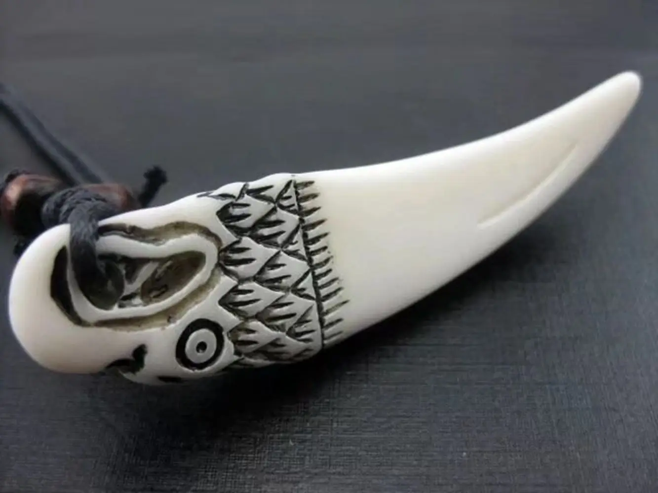 12 pcs Vintage Tibetan PENDANT NECKLACE UNUSUAL STUNNING YAK BONE WHITE EAGLE ADJUSTABLE CORD
12 pcs Vintage Tibetan PENDANT NECKLACE UNUSUAL STUNNING YAK BONE WHITE EAGLE ADJUSTABLE CORD