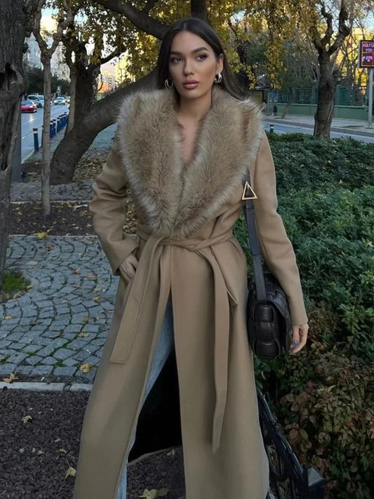 Fur Collar Long Woolen Coat Belt Lace Up Waist Cinching Pocket Plush Wool Overcoat Fashion Outwear Top Winter Women's Clothing
Fur Collar Long Woolen Coat Belt Lace Up Waist Cinching Pocket Plush Wool Overcoat Fashion Outwear Top Winter Women's Clothing