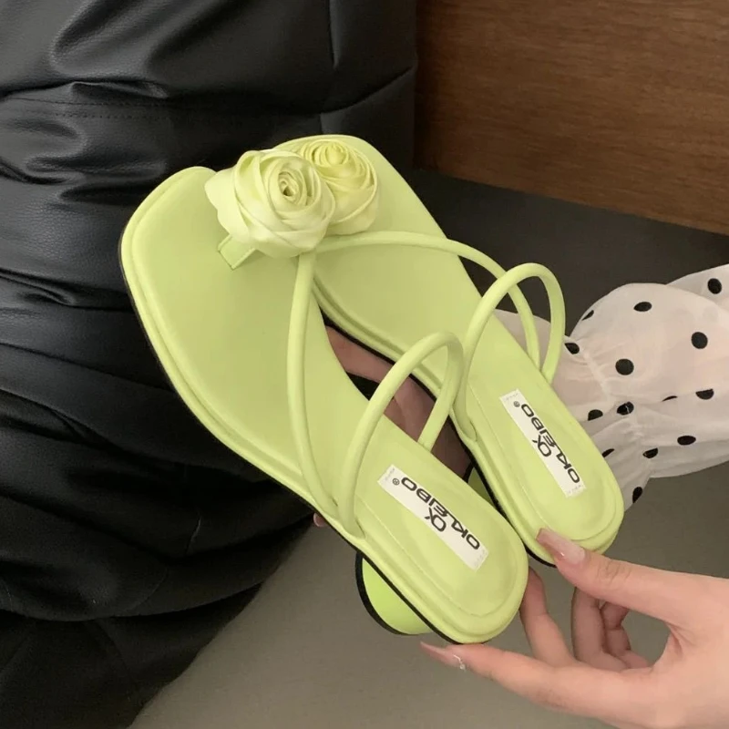 Square Toe Flower Women Slippers High Heels Sandals Chunky Shoes Summer 2025 New Sexy Party Shoes Flip Flops Mujer Pumps Zapatos
Square Toe Flower Women Slippers High Heels Sandals Chunky Shoes Summer 2025 New Sexy Party Shoes Flip Flops Mujer Pumps Zapatos