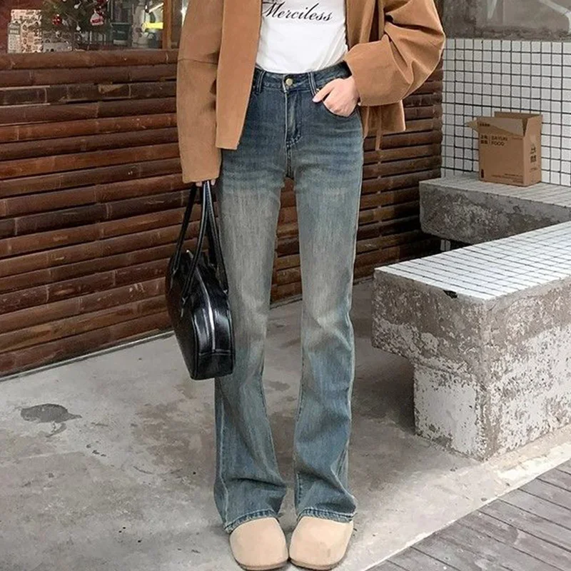 Retro Classic Girls Low Waist Solid Flared Jeans Women Slim Fit Denim Trousers Lady Fashion Thin Straight Leg Pants
Retro Classic Girls Low Waist Solid Flared Jeans Women Slim Fit Denim Trousers Lady Fashion Thin Straight Leg Pants